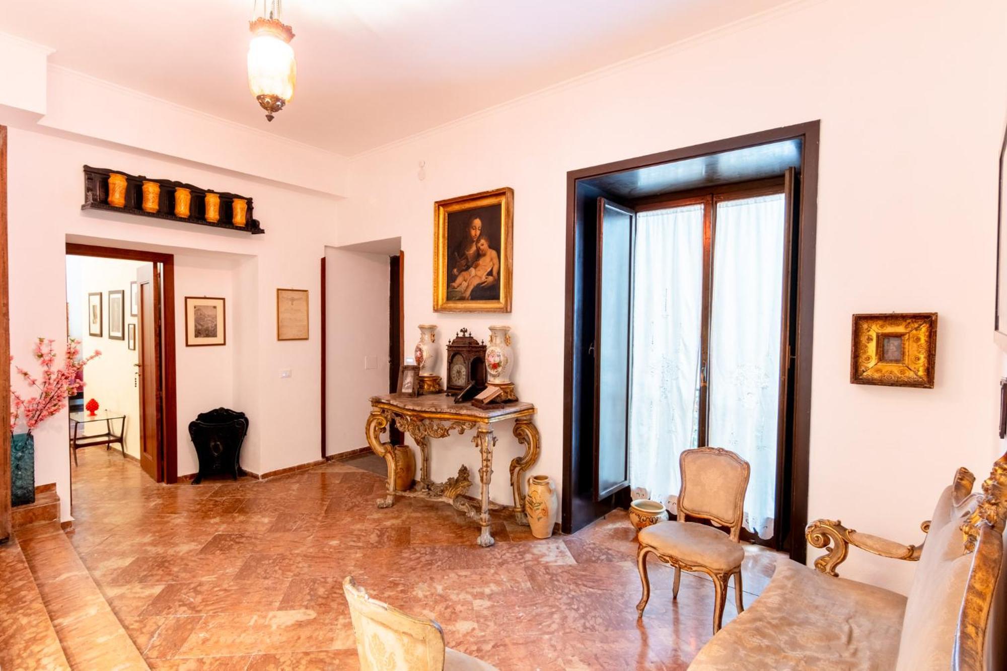 Palazzo Del Bono Suites ปาแลร์โม ภายนอก รูปภาพ